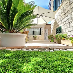 Guest house And Nona Stella